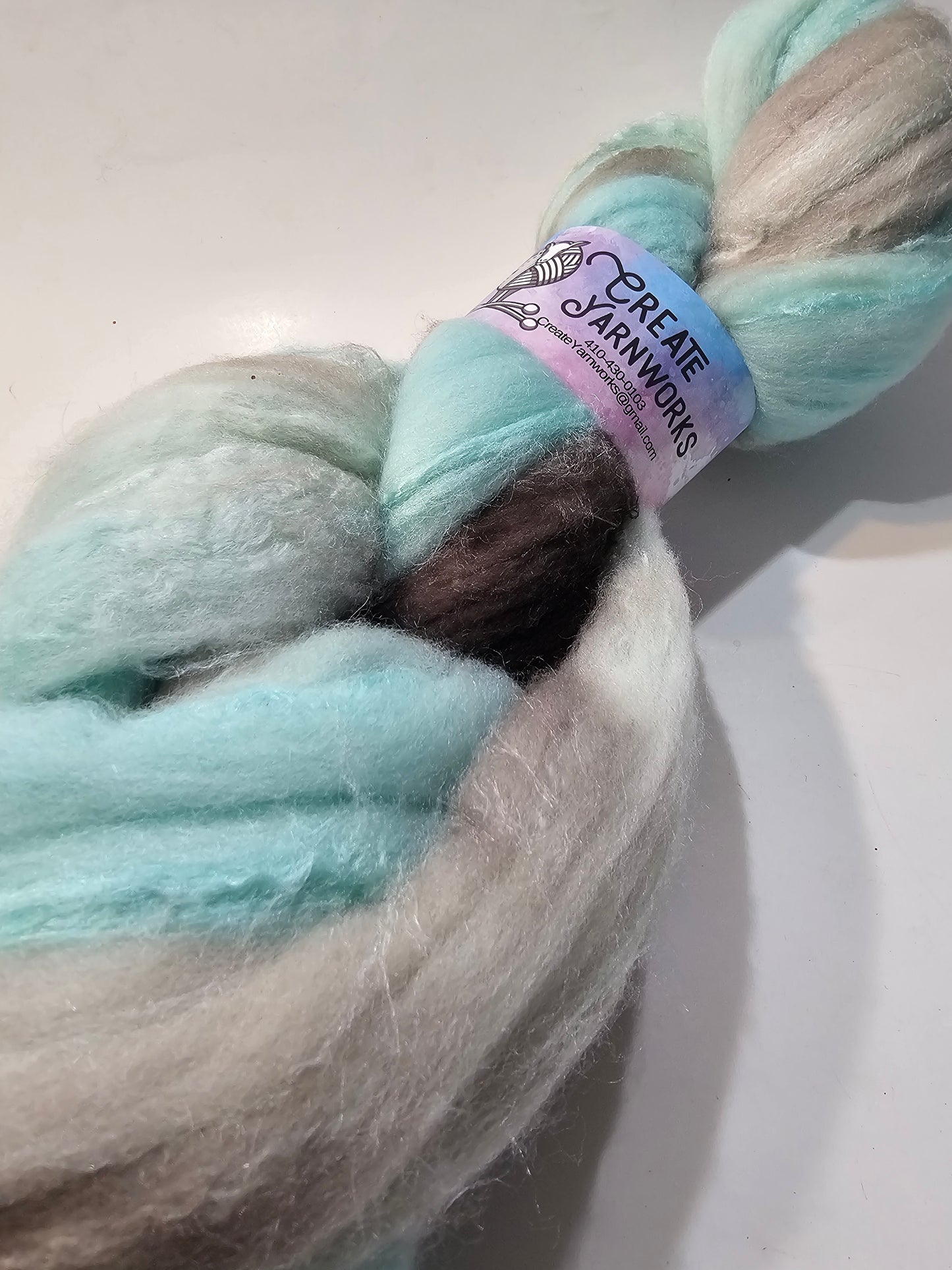 OOAK Palette of the Month Jan 2026 in Merino/Tussah Silk 70/30 blend Top 4oz braid