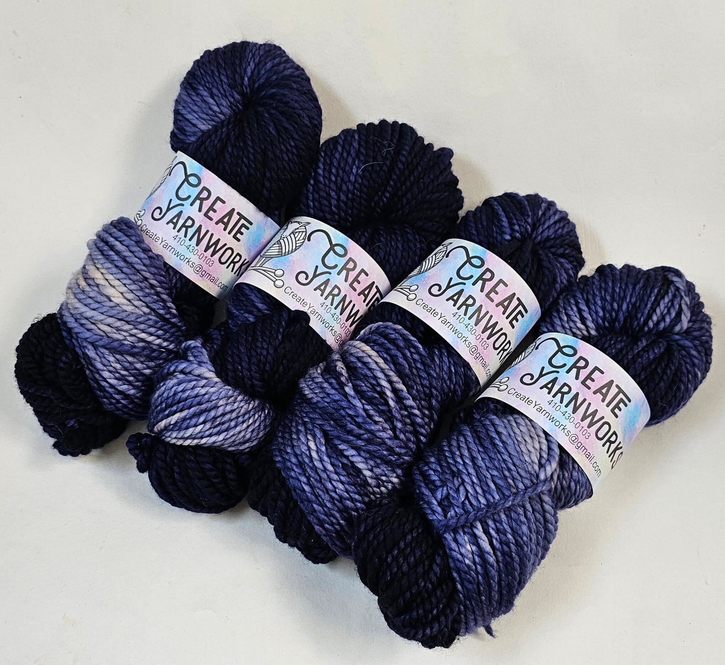Navy in 100% Superwash Merino Bulky Yarn