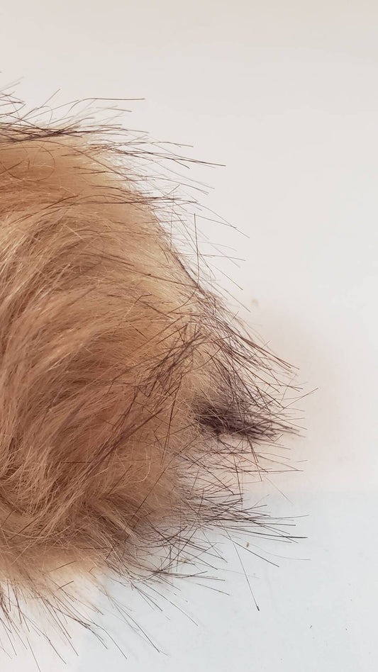 Faux Fur Pom Pom - Dark tan with dark tips