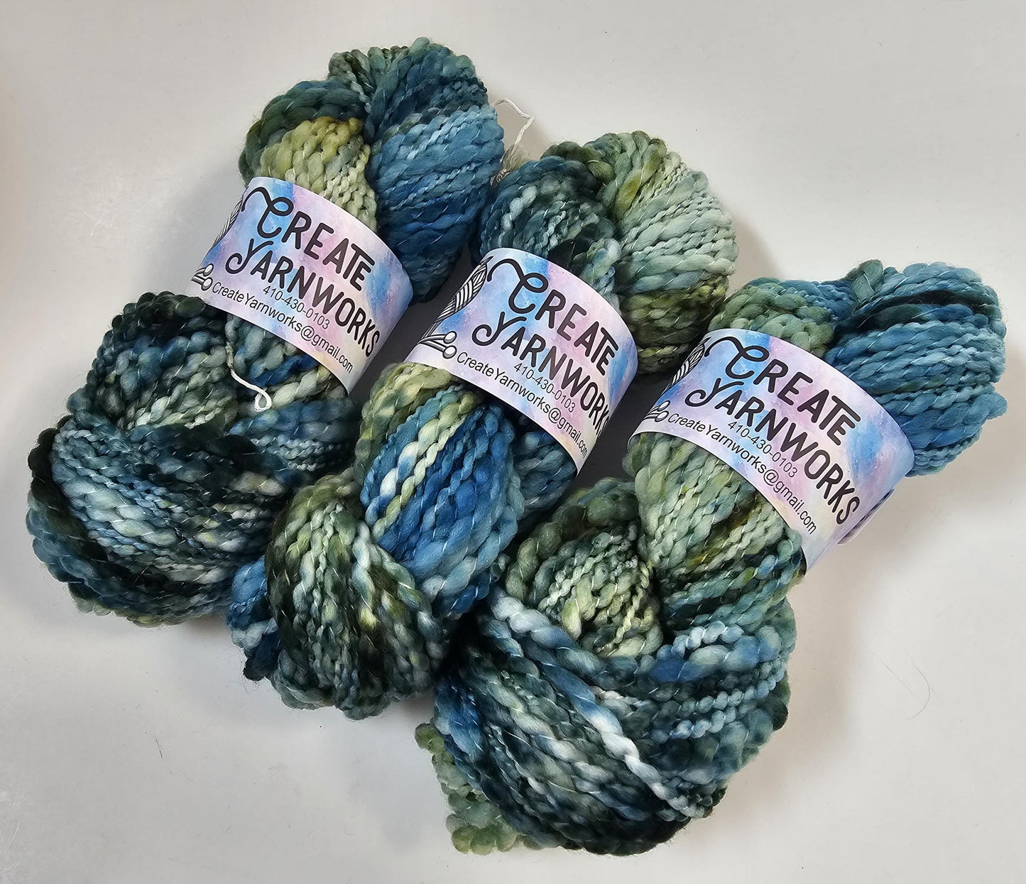 Oceans Deep in Thick n Thin 100% Superwash Merino Bulky Yarn