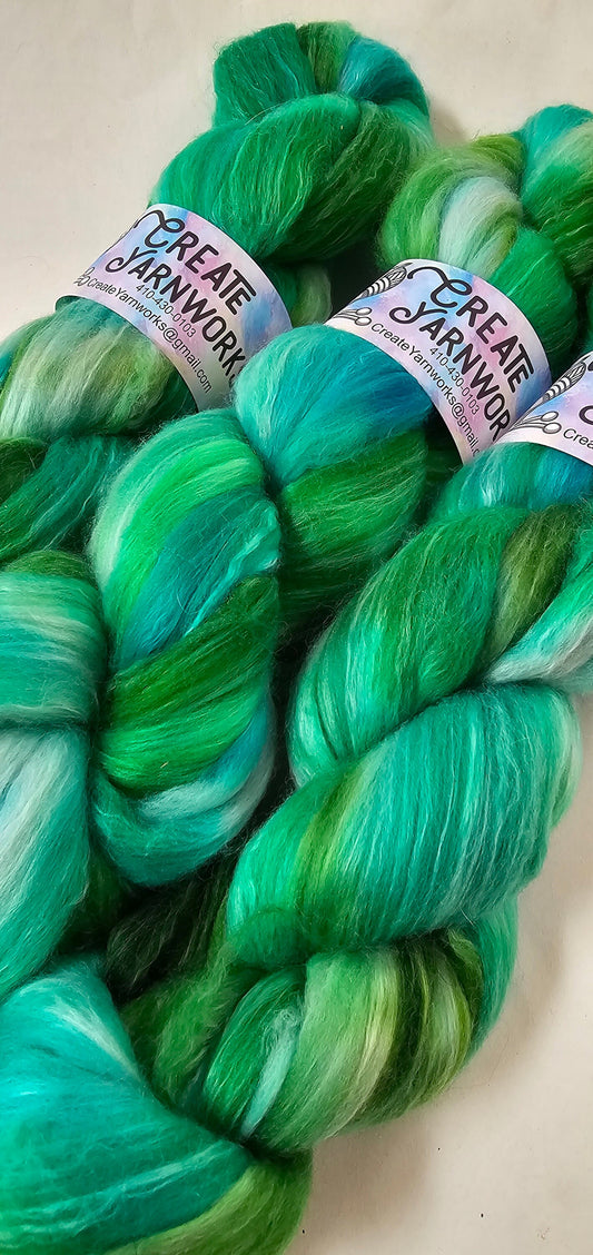 Seaglass in Merino/Milk Fiber 67/33 blend Top 4oz braid
