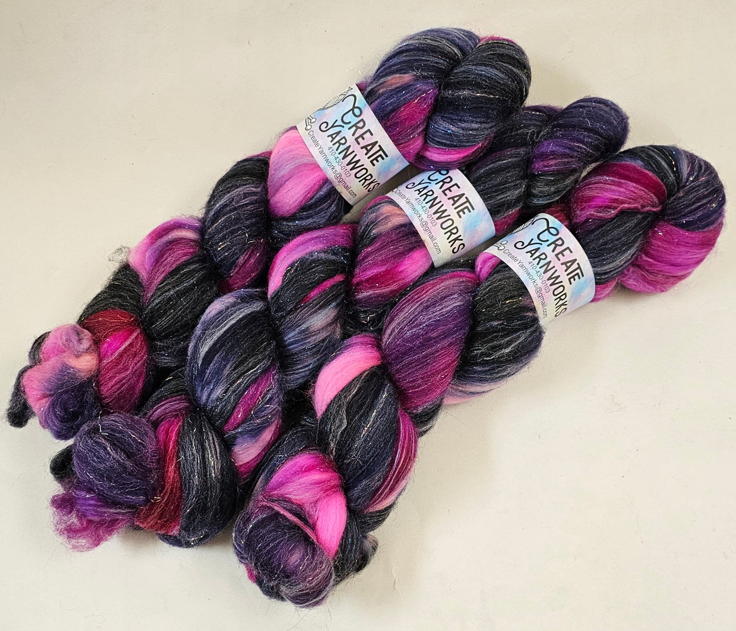Aurora in Superwash Merino & Stellina Blend 4oz braid