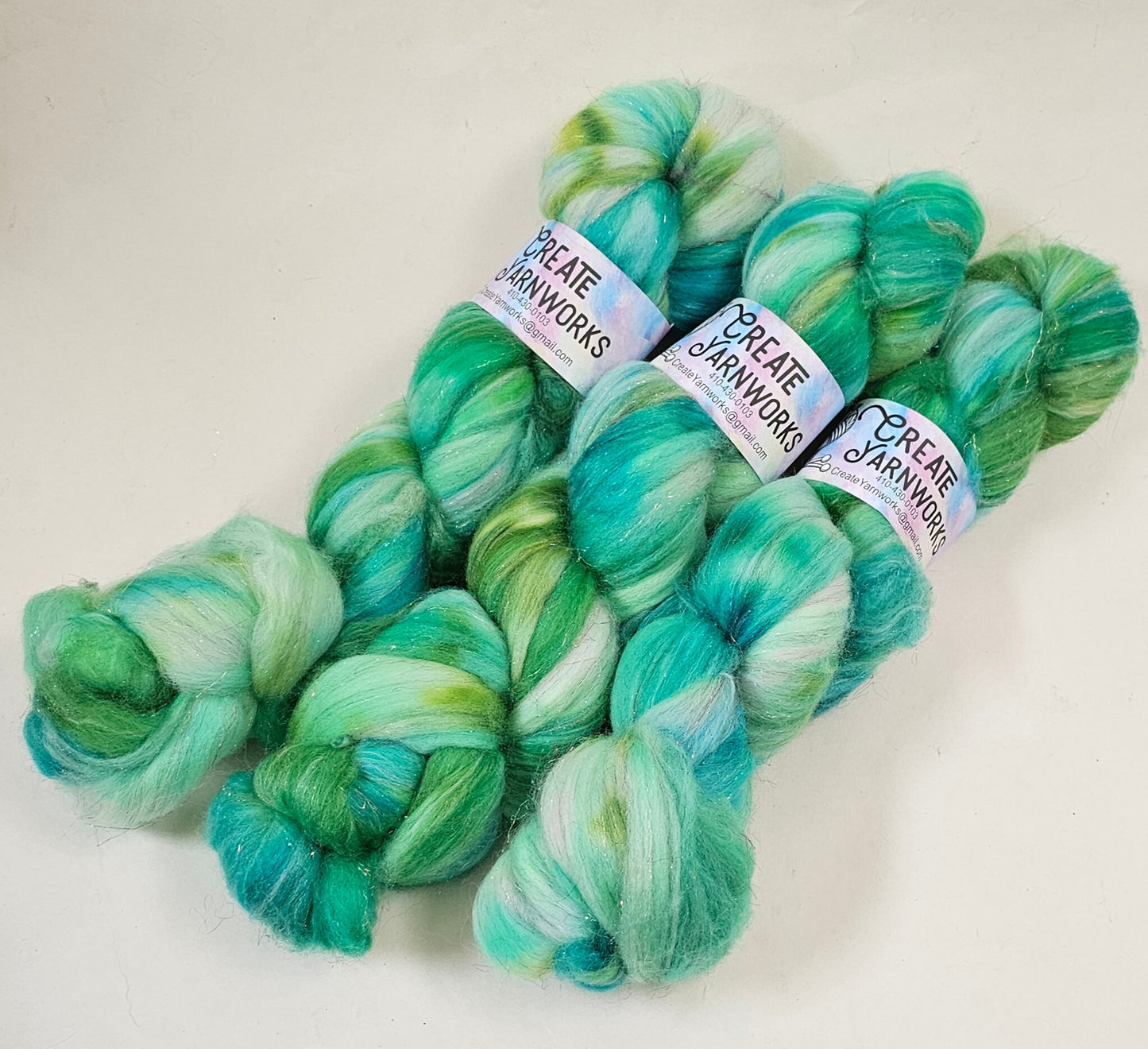 Seaglass in Superwash Merino & Stellina Blend 4oz braid