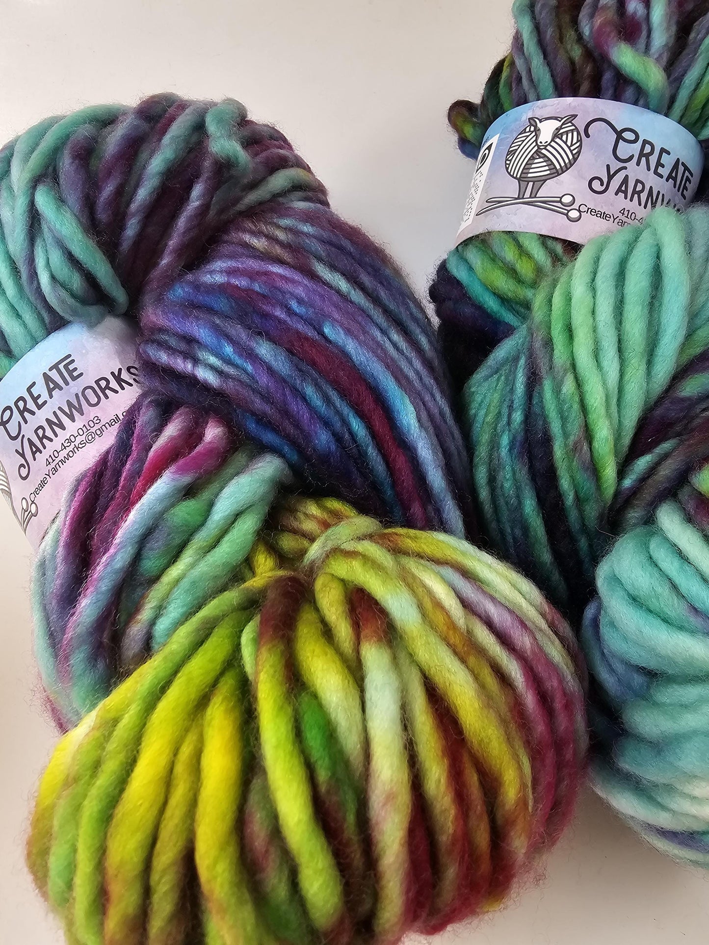 Mermaid Dreams in 100% Superwash Merino Super Bulky Yarn