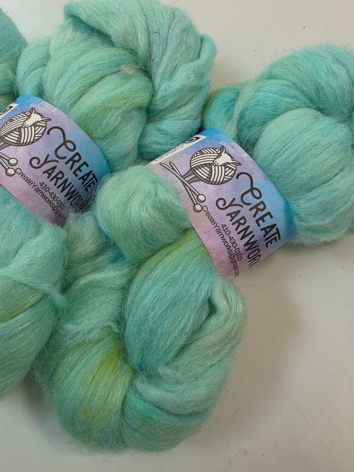 Breakfast at Tiffany's in Baby Alpaca / Tussah Silk custom blend Top 4oz braid