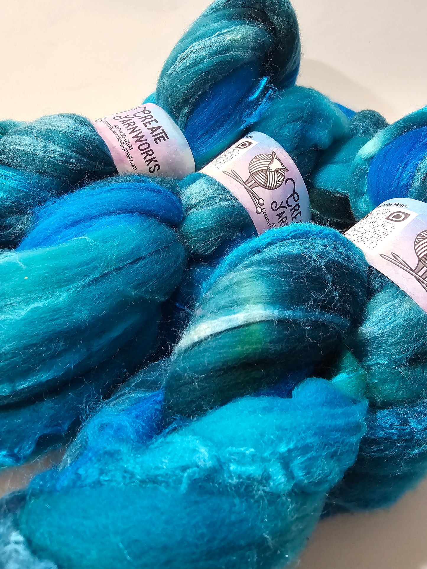 OOAK Teal Blues in Merino/Tussah Silk 70/30 blend Top 4oz braid