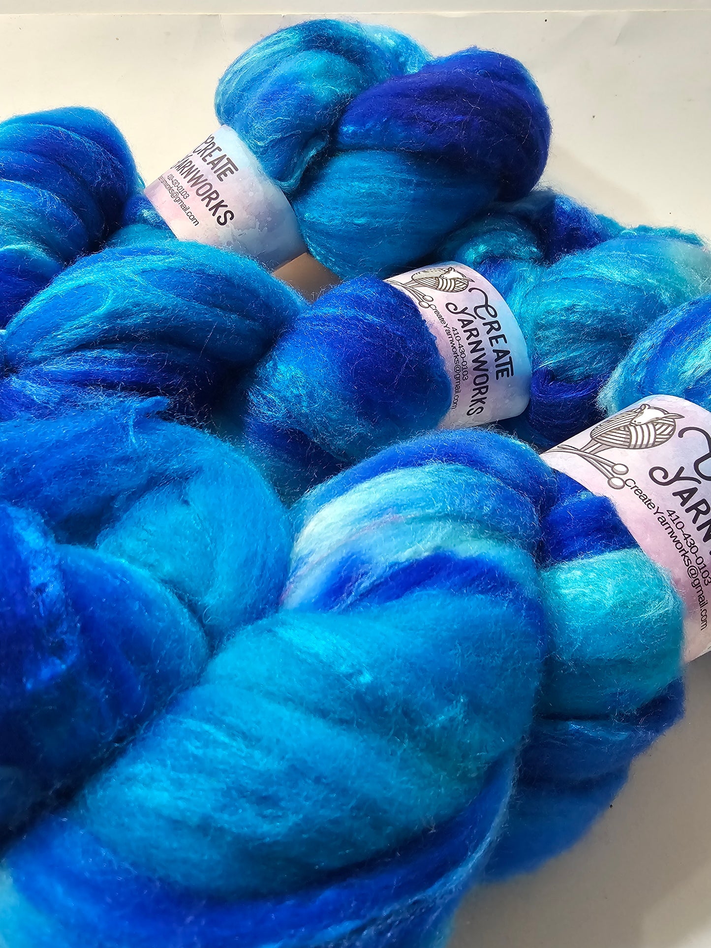 Blue Skies in Merino/Tussah Silk 70/30 blend Top 4oz braid