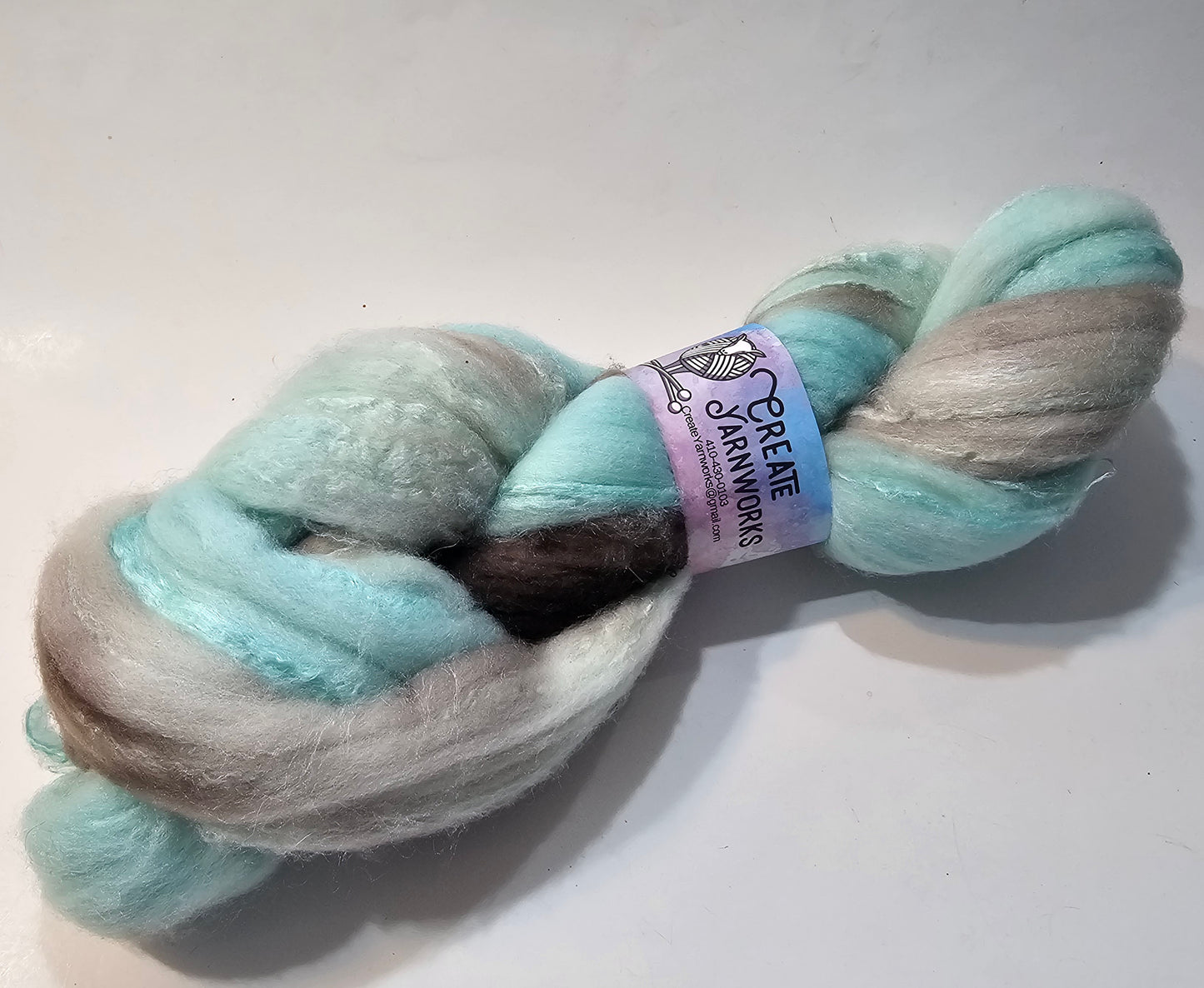 OOAK Palette of the Month Jan 2026 in Merino/Tussah Silk 70/30 blend Top 4oz braid