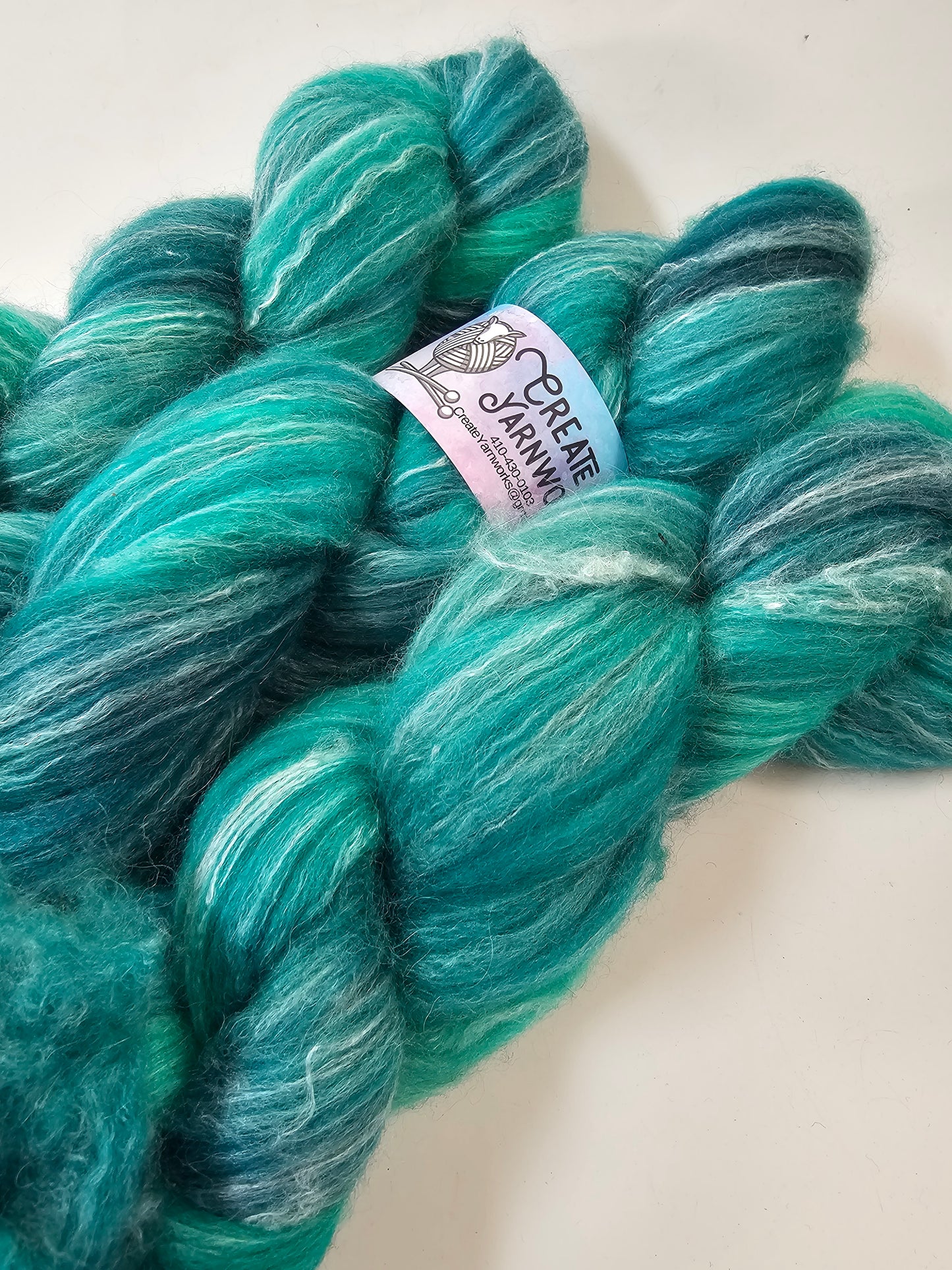 Tempting Teal in BFL, Rose Fiber and Baby Alpaca Top Roving Blend 4oz braid
