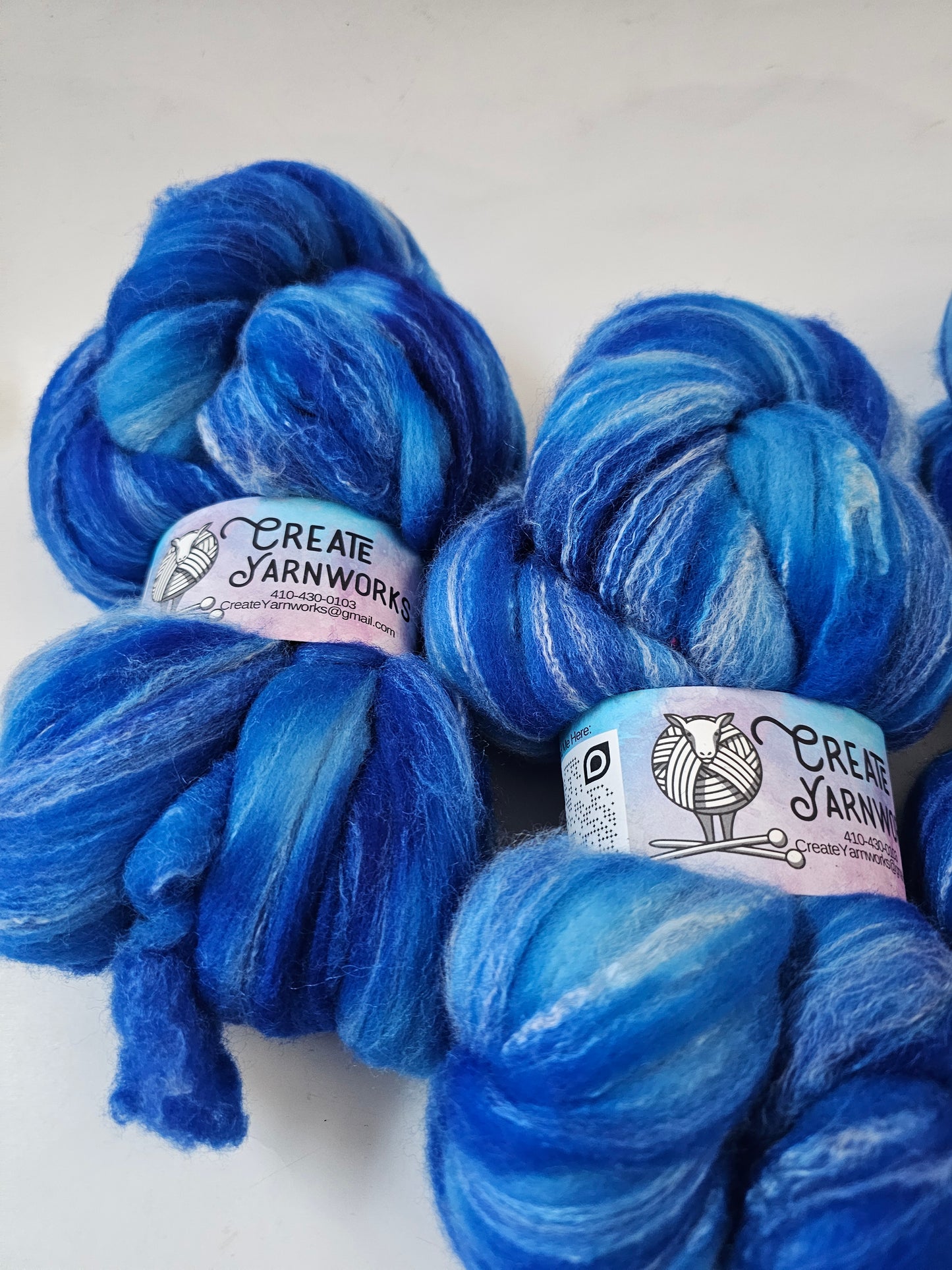 Blue Skies in Targhee, Bamboo and Silk Top Roving Custom Blend 4oz braid