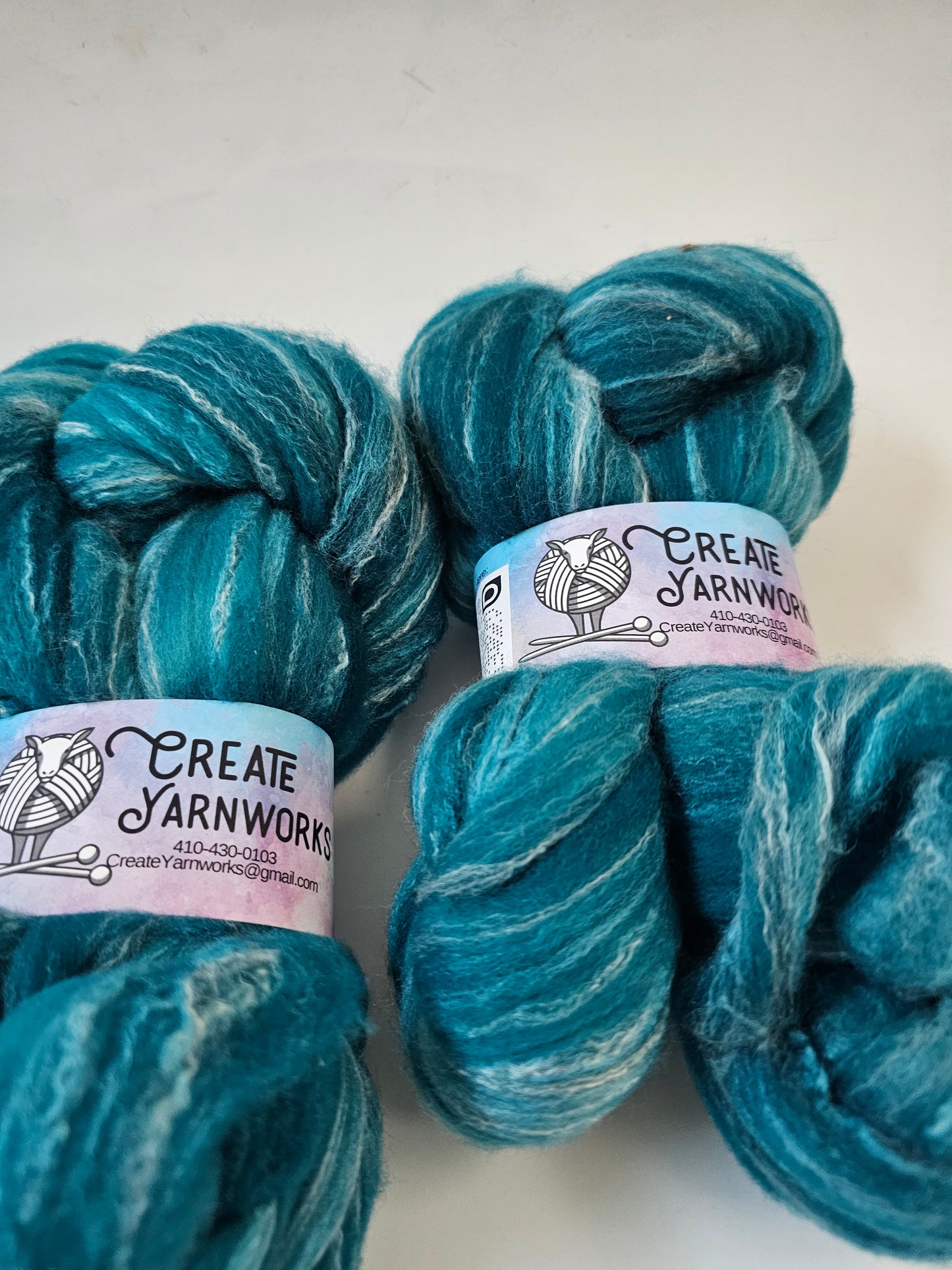 Tempting Teal in Targhee, Bamboo and Silk Top Roving Custom Blend 4oz braid