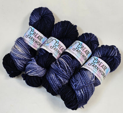 Navy in 100% Superwash Merino Bulky Yarn