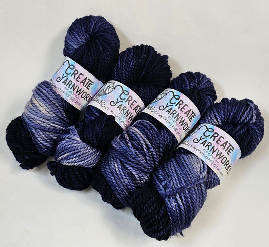 Navy in 100% Superwash Merino Bulky Yarn