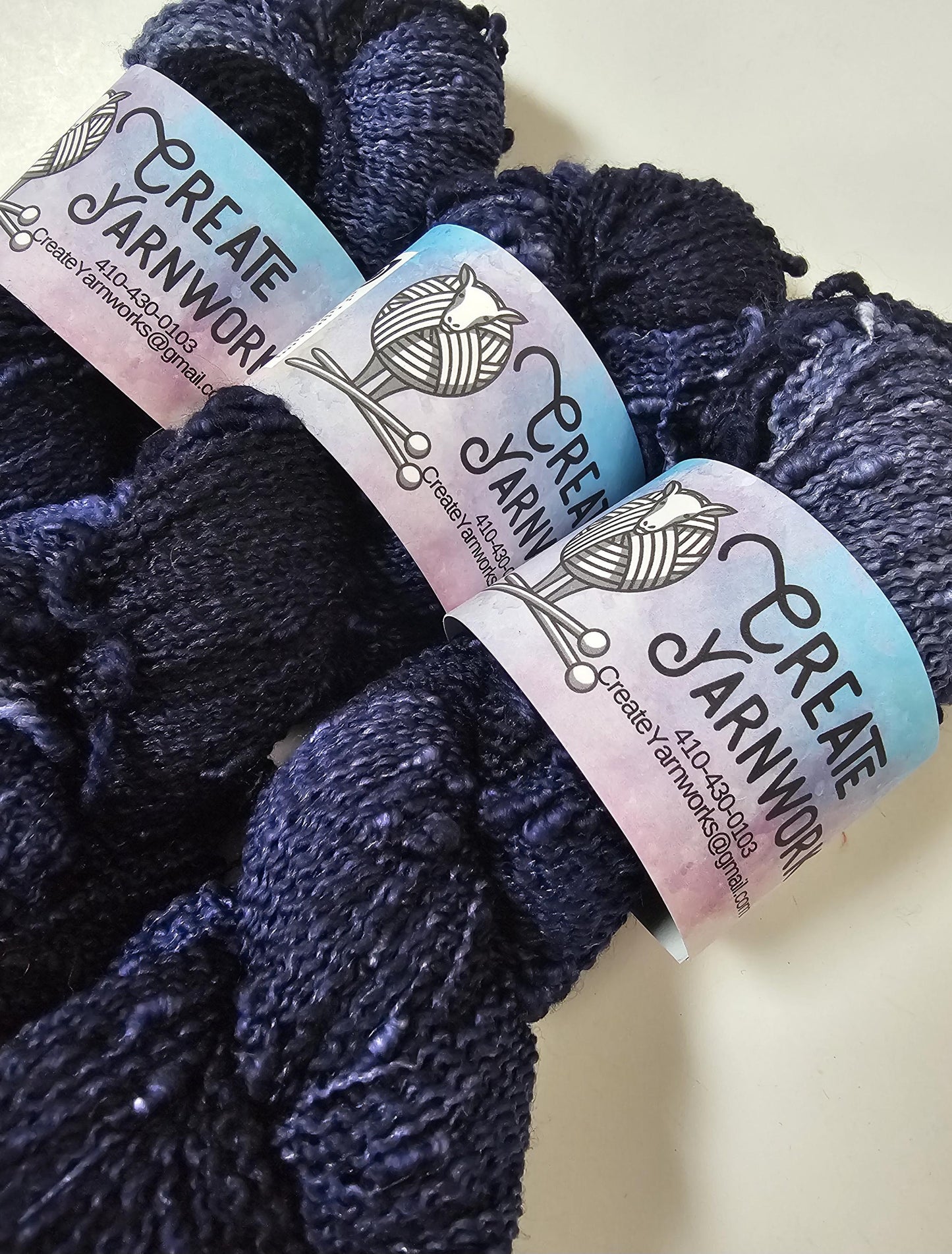 Navy in Slub Superwash Merino/Nylon (90/10) Blend Fingering Weight Yarn
