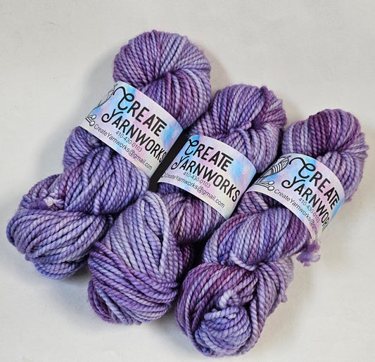 Lavender in 100% Superwash Merino Bulky Yarn