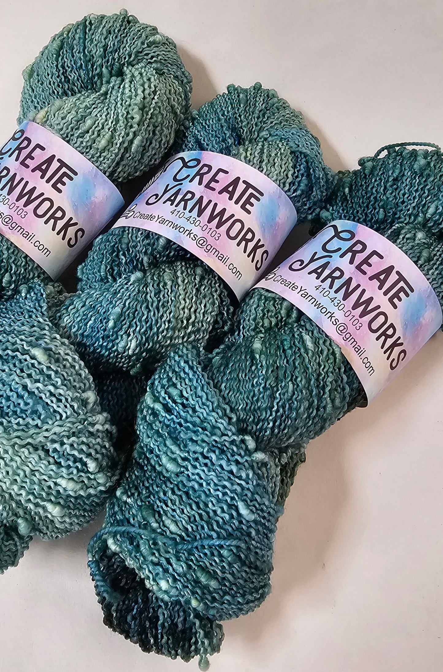 Oceans Deep in Slub Superwash Merino/Nylon (90/10) Blend Fingering Weight Yarn