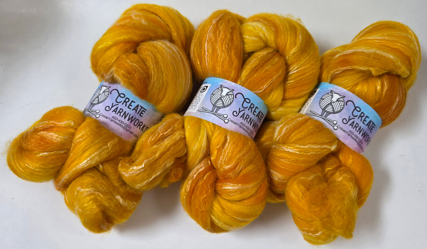 Goldilocks in Cormo/ Rose Fiber/ Baby Alpaca custom blend Top 4oz braid
