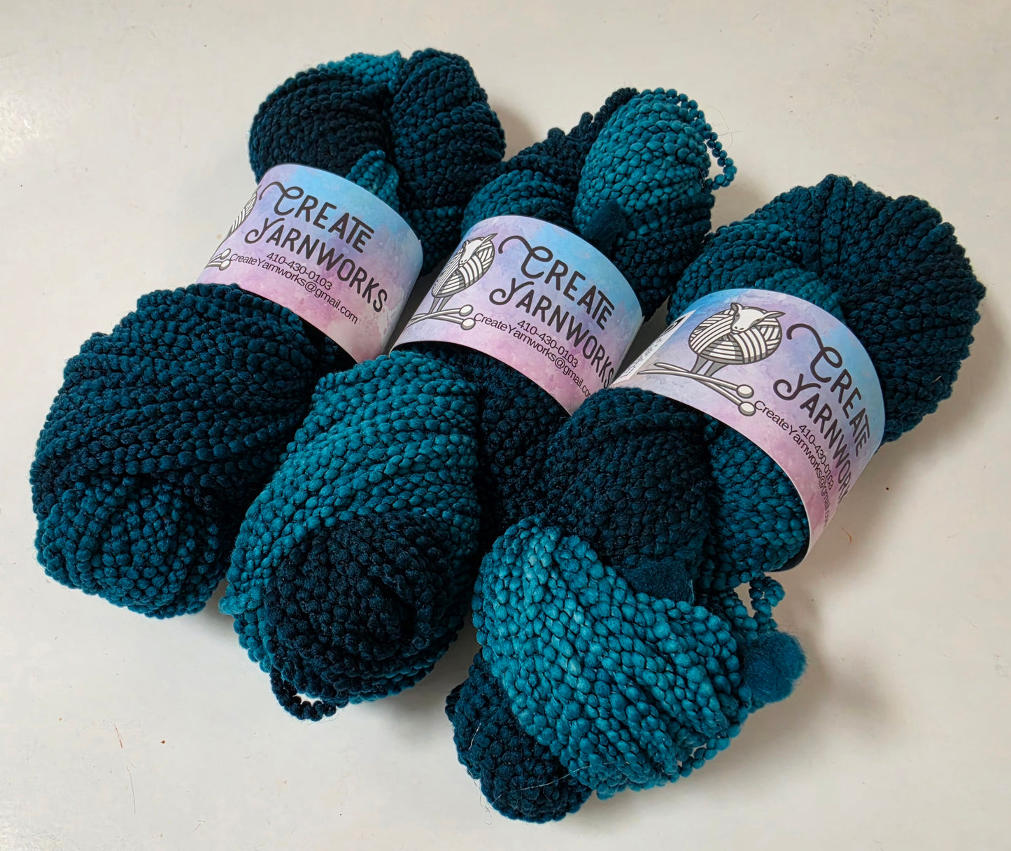 Tempting Teal in US Merino Blend Bulky Yarn