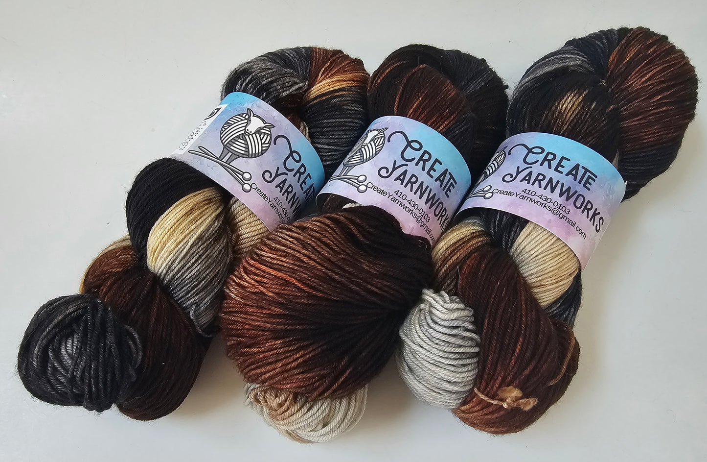 Fox in the Shadows in Superwash Merino/Nylon (85/15) Blend Fingering Weight Yarn