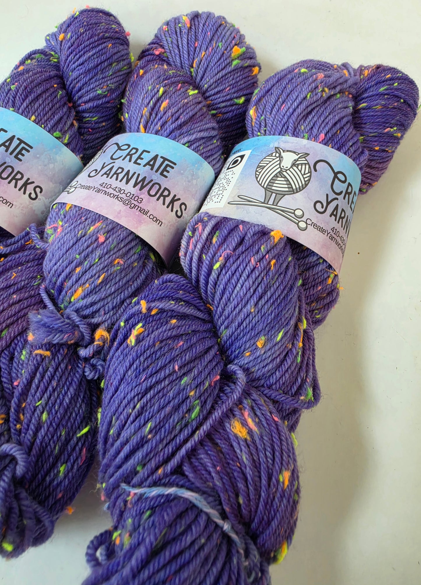 Lavender in DK Merino Neon Tweed Yarn