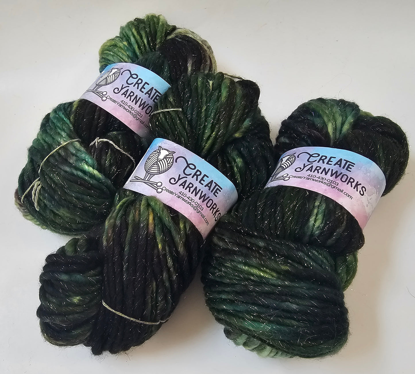 Mossy in Silver Sparkle Superwash Merino Blend  Super Bulky Weight Yarn