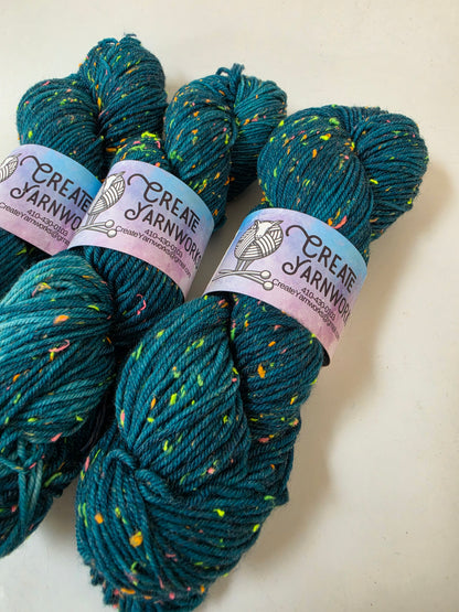 Tempting Teal in DK Merino Neon Tweed Yarn