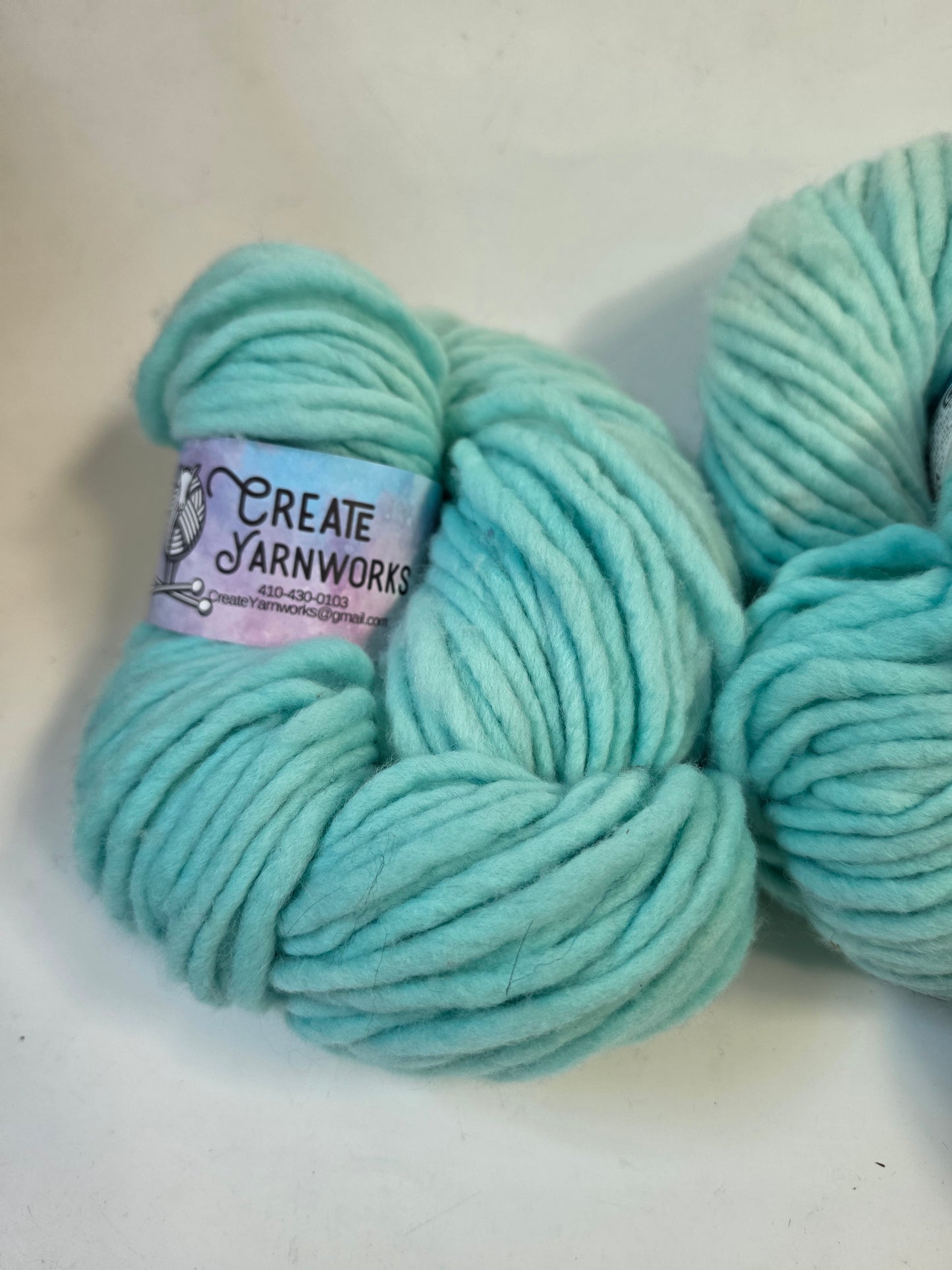 Breakfast at Tiffany's in 100% Superwash Merino Super Bulky Yarn