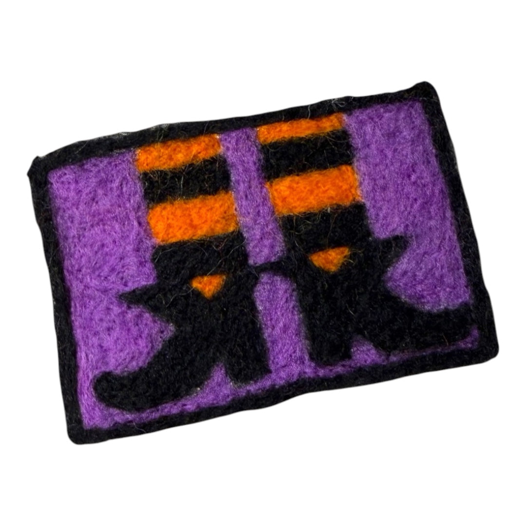 Witch's Feet - Halloween Barn Quilt Patch Needle Felting Kit