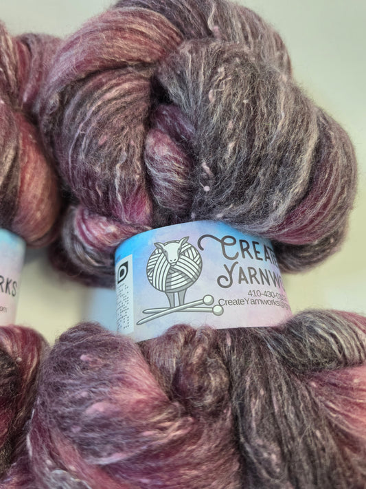 Wine Country in Merino Tweed Top Roving Blend 4oz braid