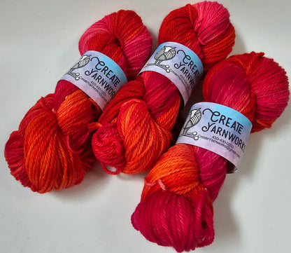 Hibiscus Heat in Superwash Bluefaced Leicester (BFL) Worsted Weight Yarn