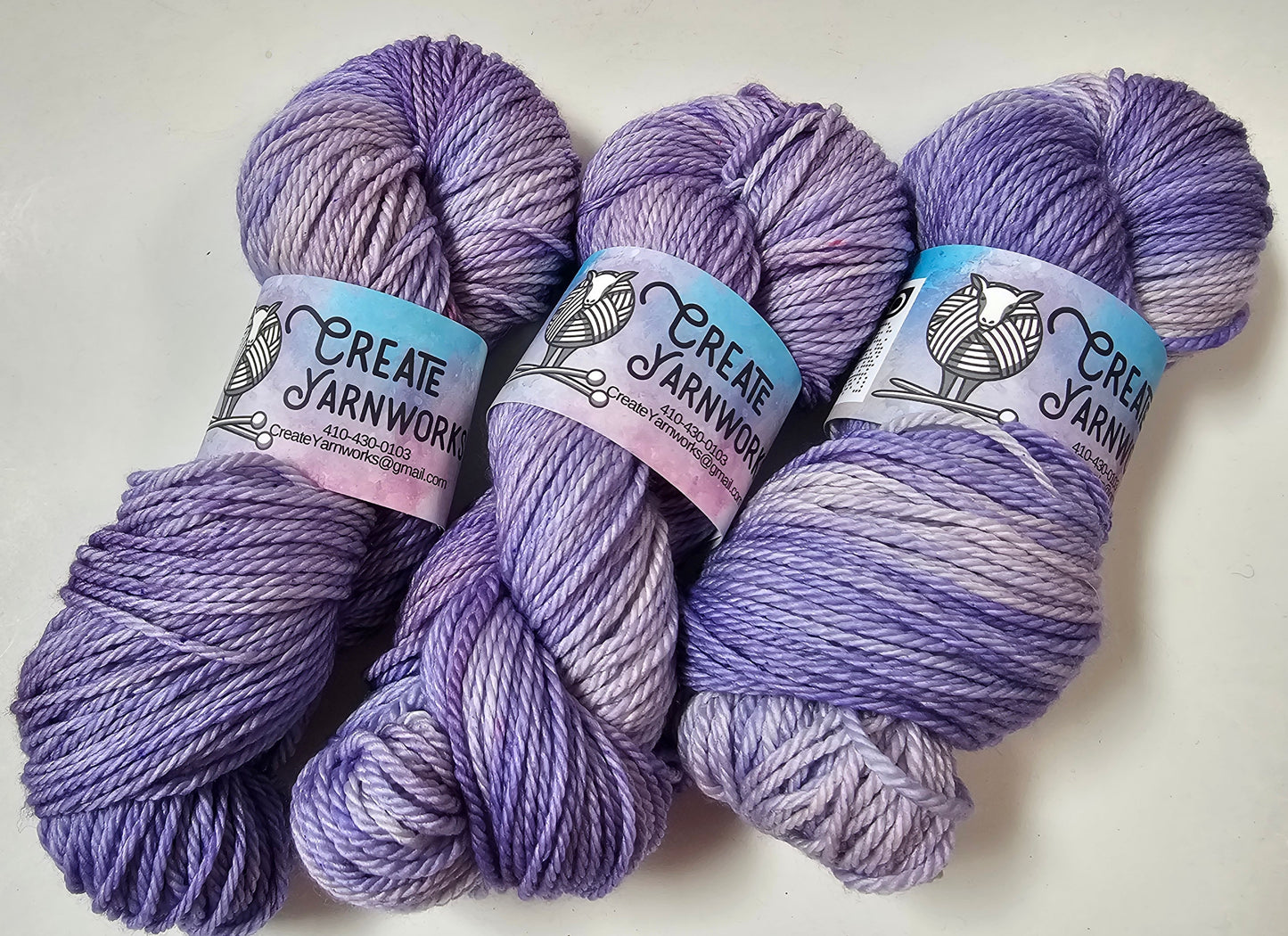 Lavender in Superwash Merino Worsted Weight Yarn